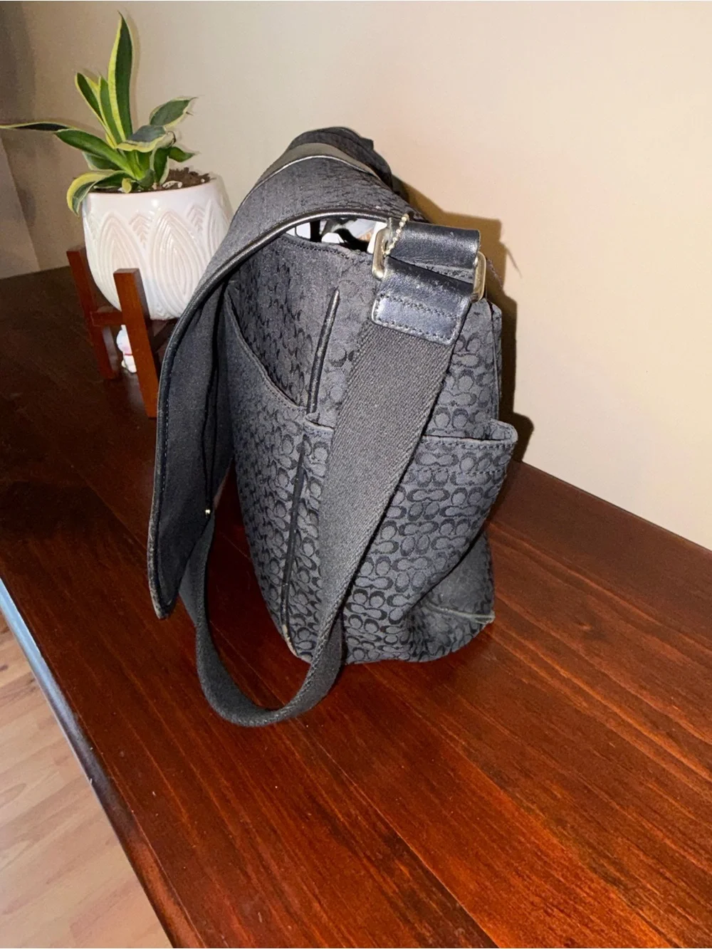 Coach Signature Hudson Commuter Laptop Work School Messenger Bag